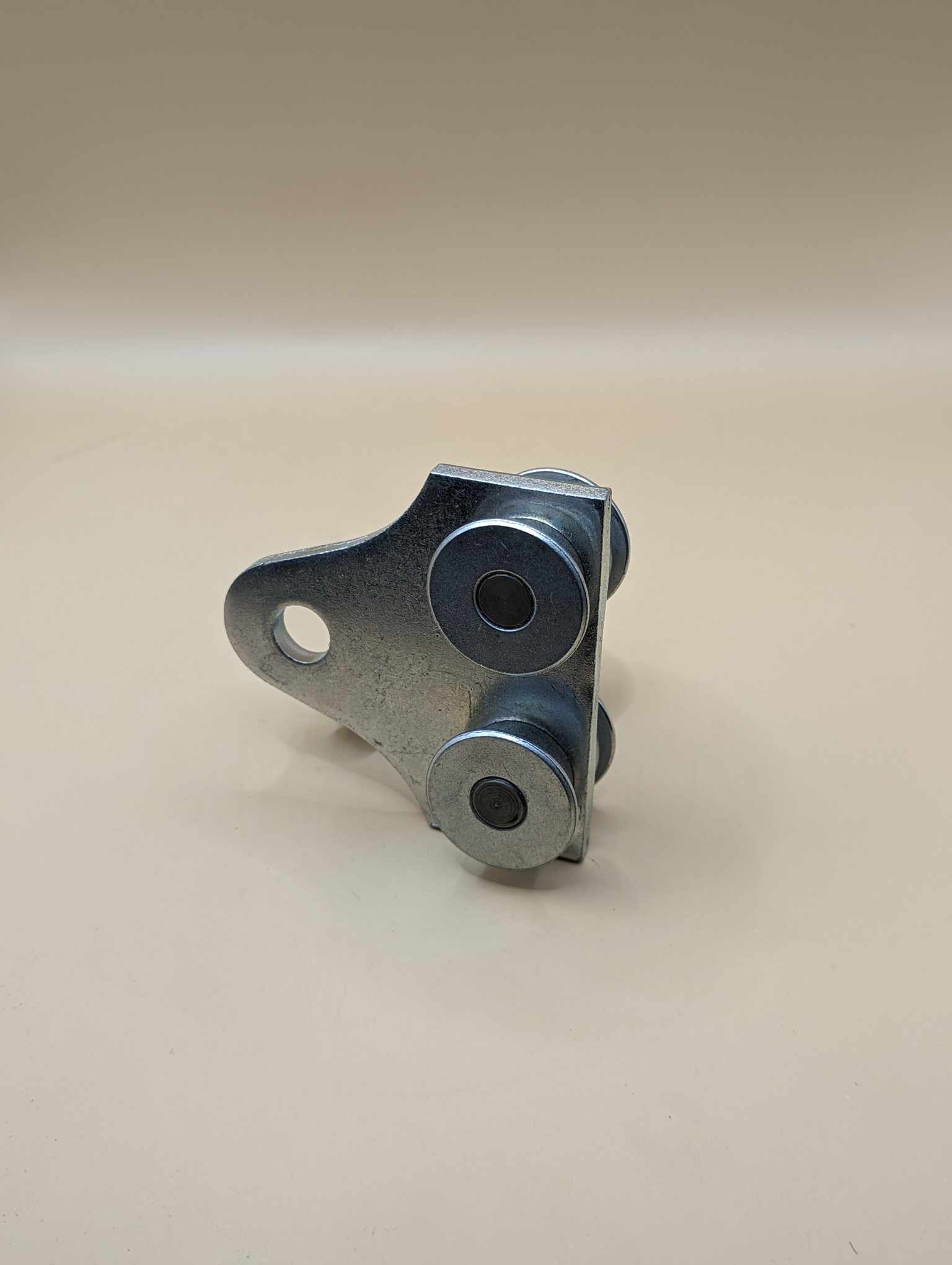 A Technistrut strut trolley fitting